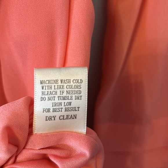 Love Riche Dress - Picture 5 of 5